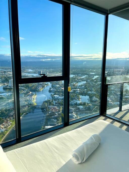 New Impressive 180° River View 1 Bed Apt With Pool 47F Apartment Gold Coast Luaran gambar