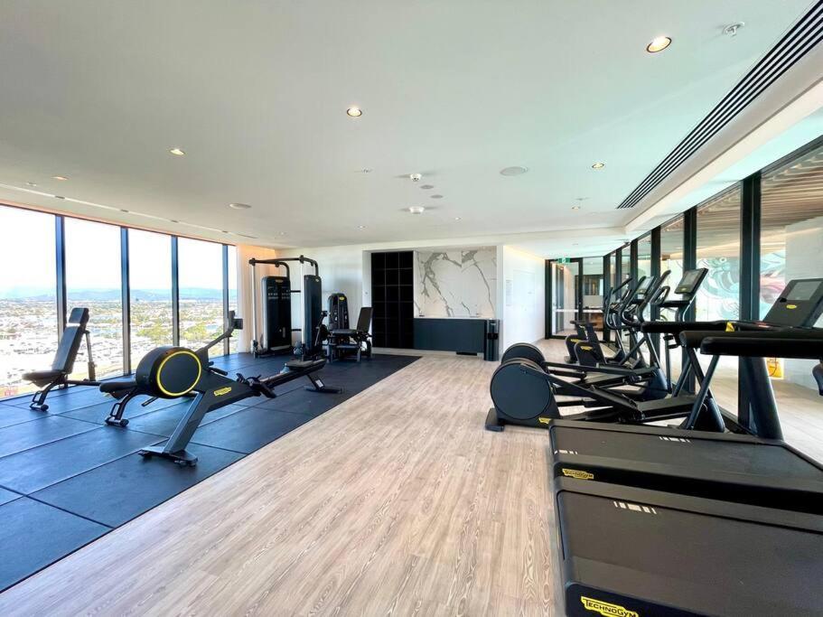 New Impressive 180° River View 1 Bed Apt With Pool 47F Apartment Gold Coast Luaran gambar